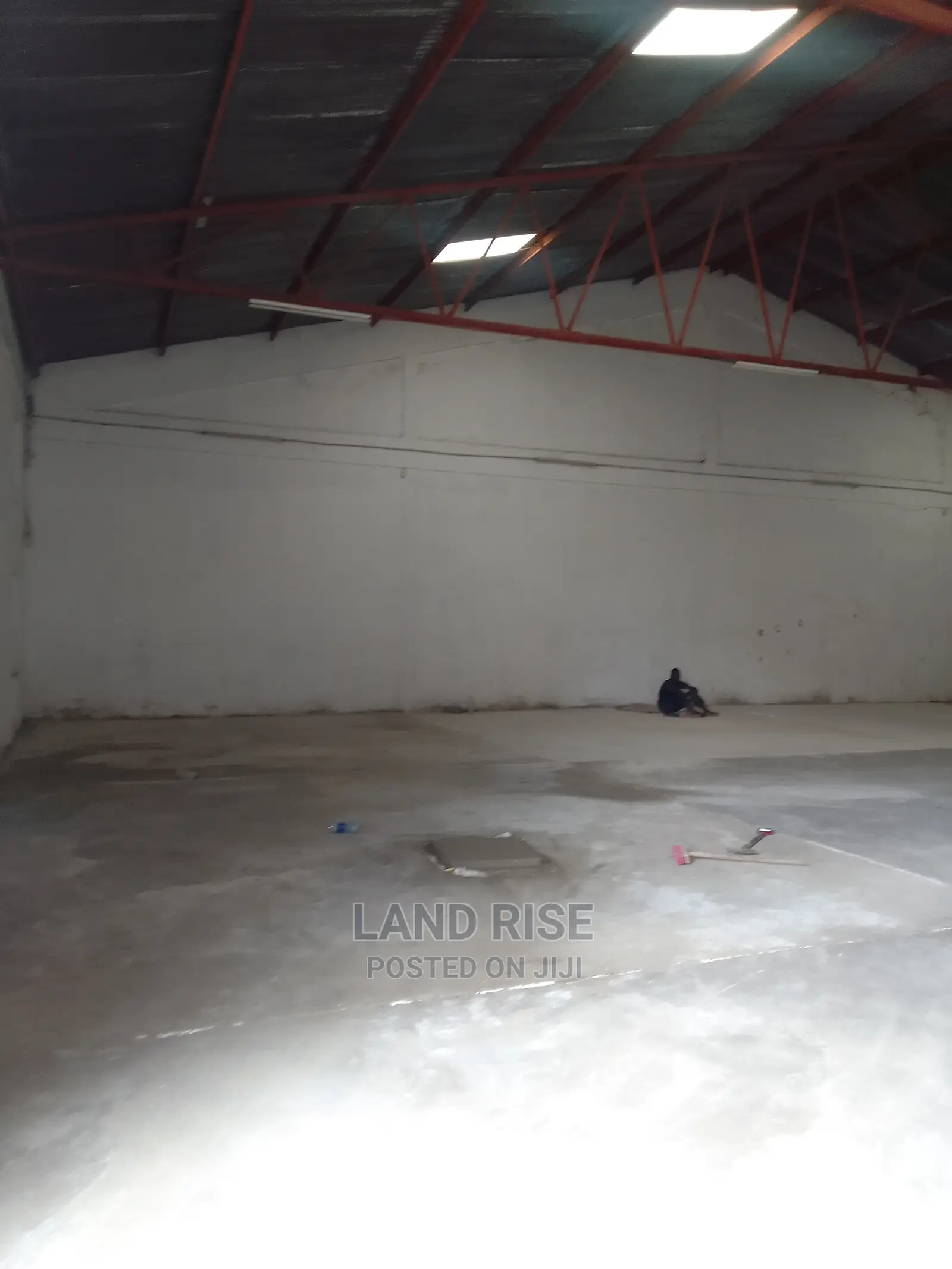 Warehouse With 432 in Tabata