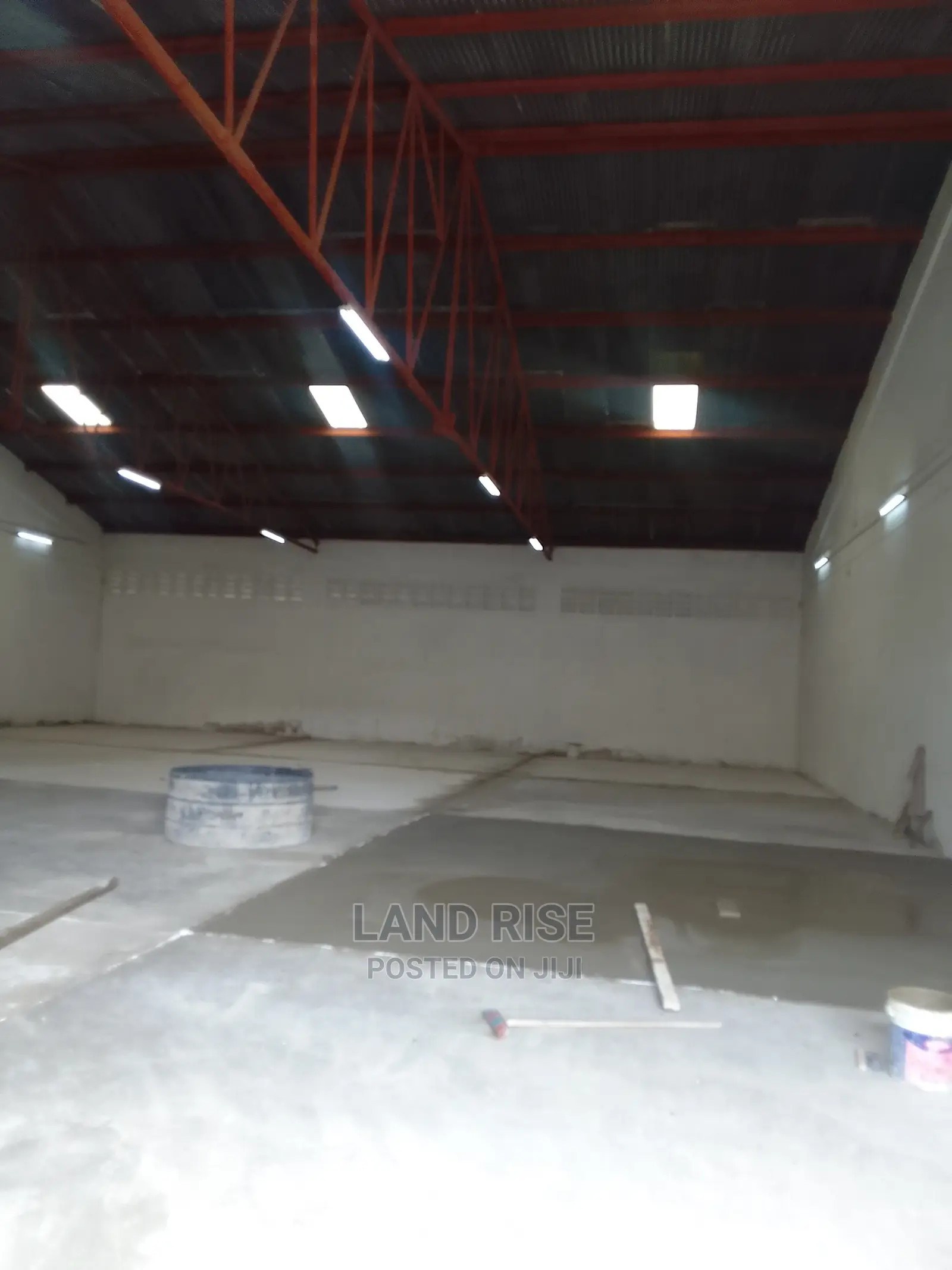 Warehouse With 432 in Tabata