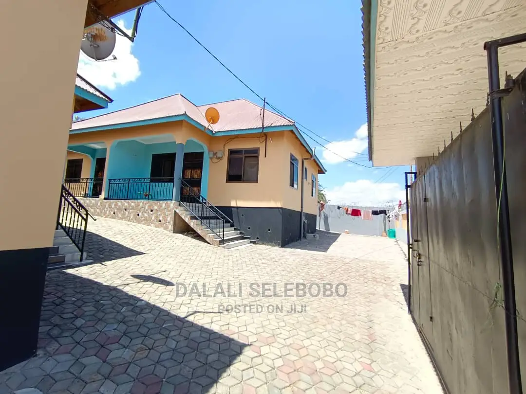 2bdrm Bungalow in Mbezi Inn, Kimara for rent in Kimara