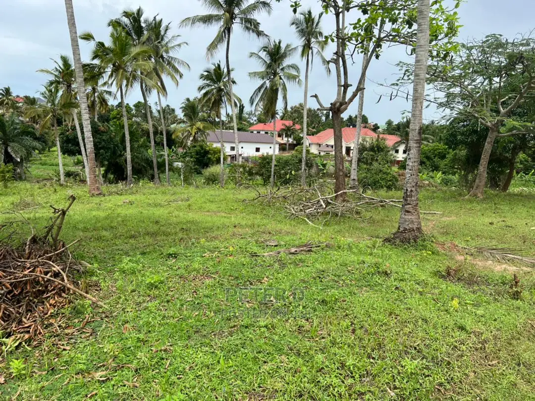 Kiwanja Goba Road in Goba