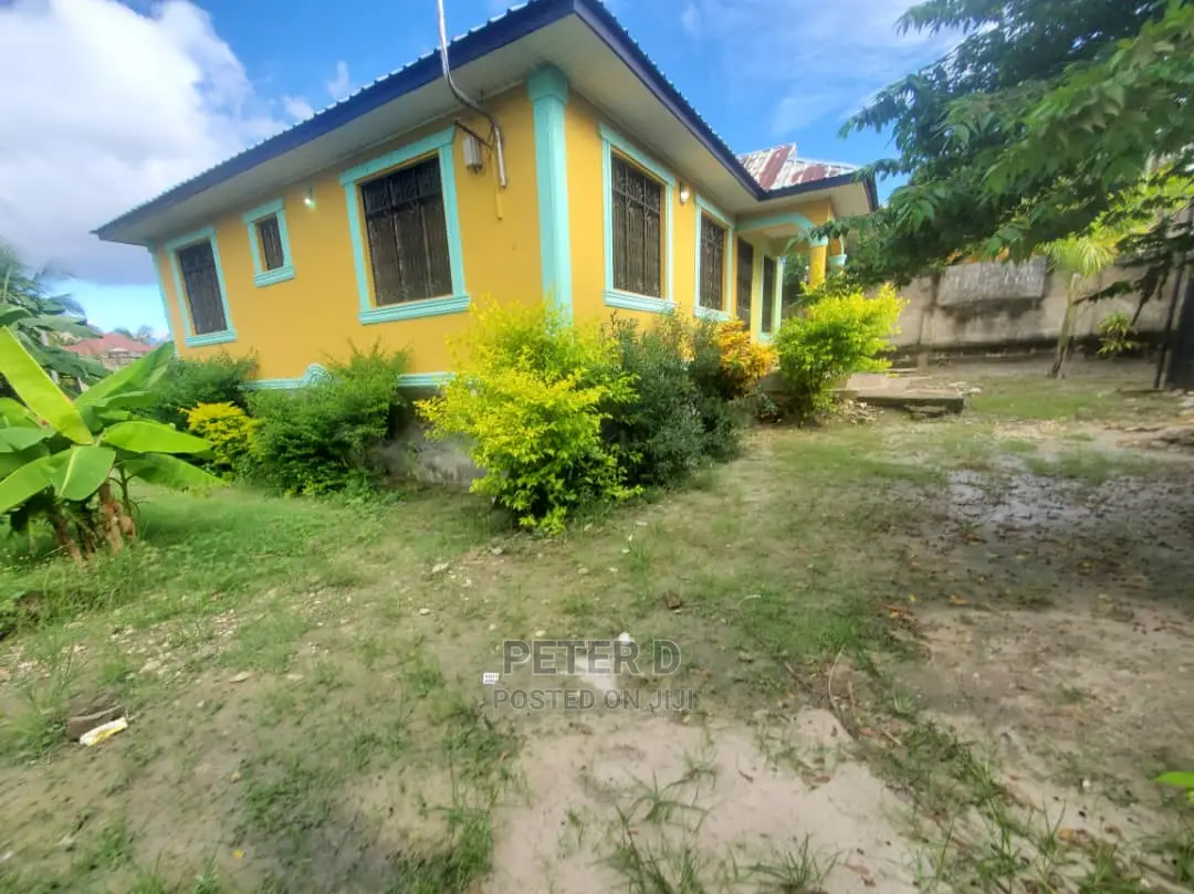 3bdrm House in Mbezi for Sale in Mbezi