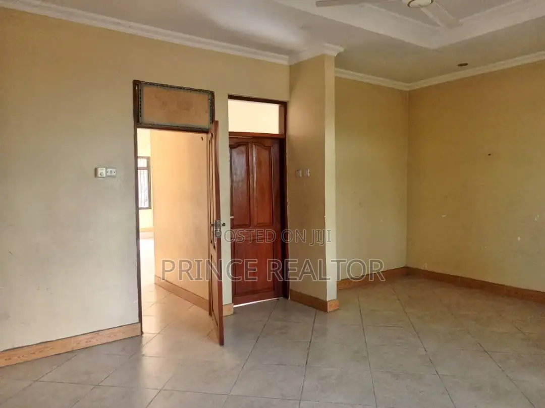 3bdrm House in Mikwambe, Kigamboni for Sale in Kigamboni