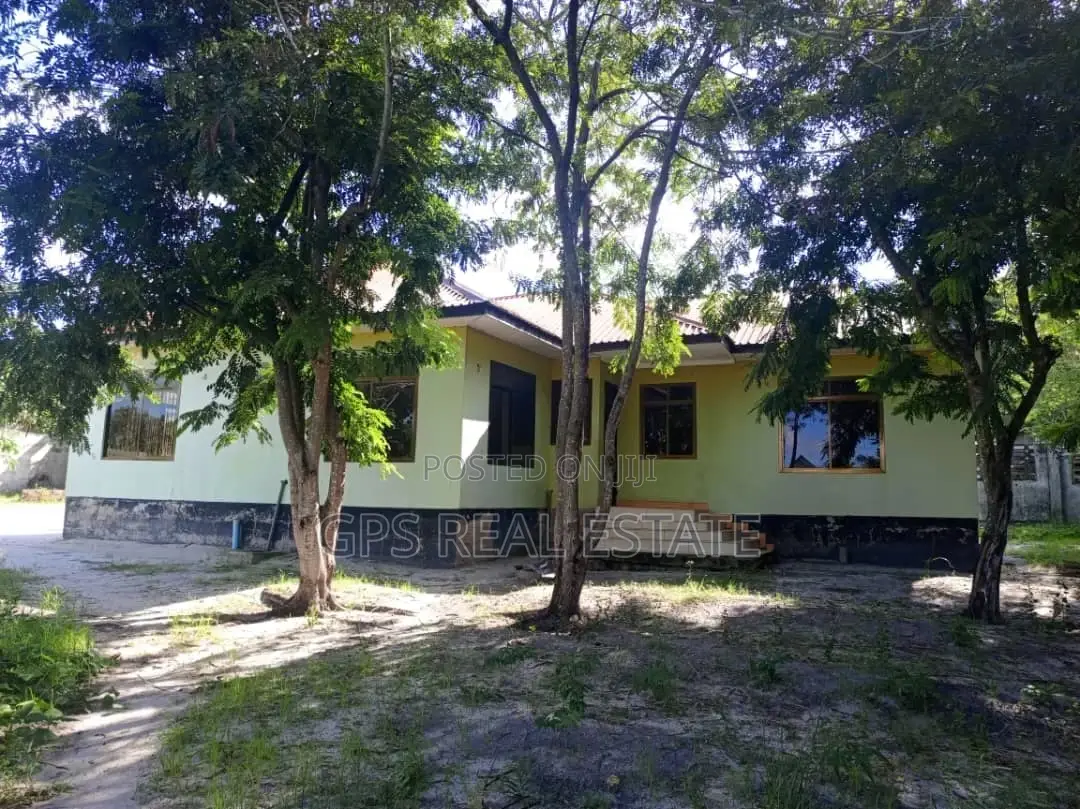 3bdrm House in Mikwambe, Kigamboni for Sale in Kigamboni