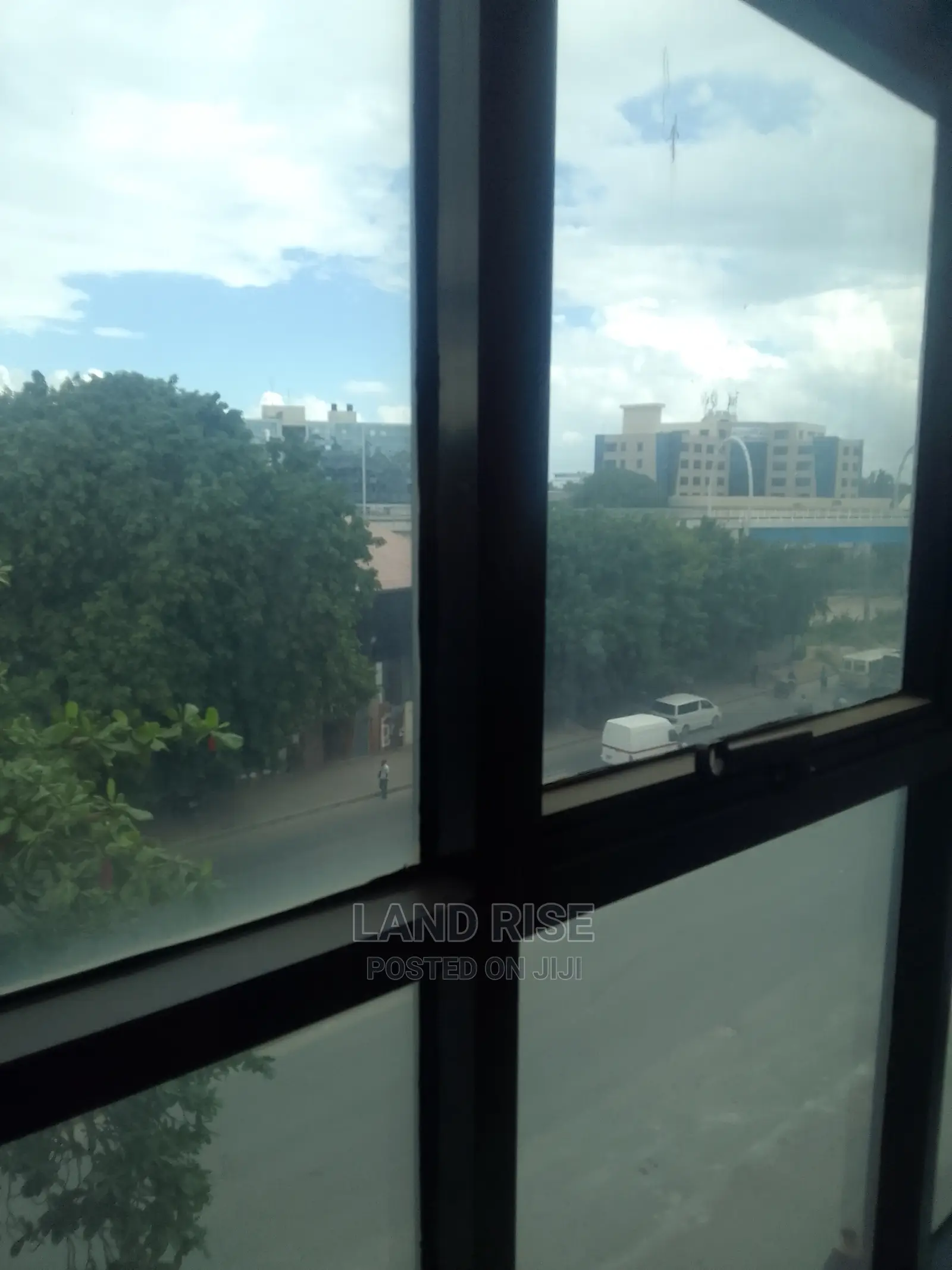 Office Space in Kariakoo Nkurumah Road in Kariakoo