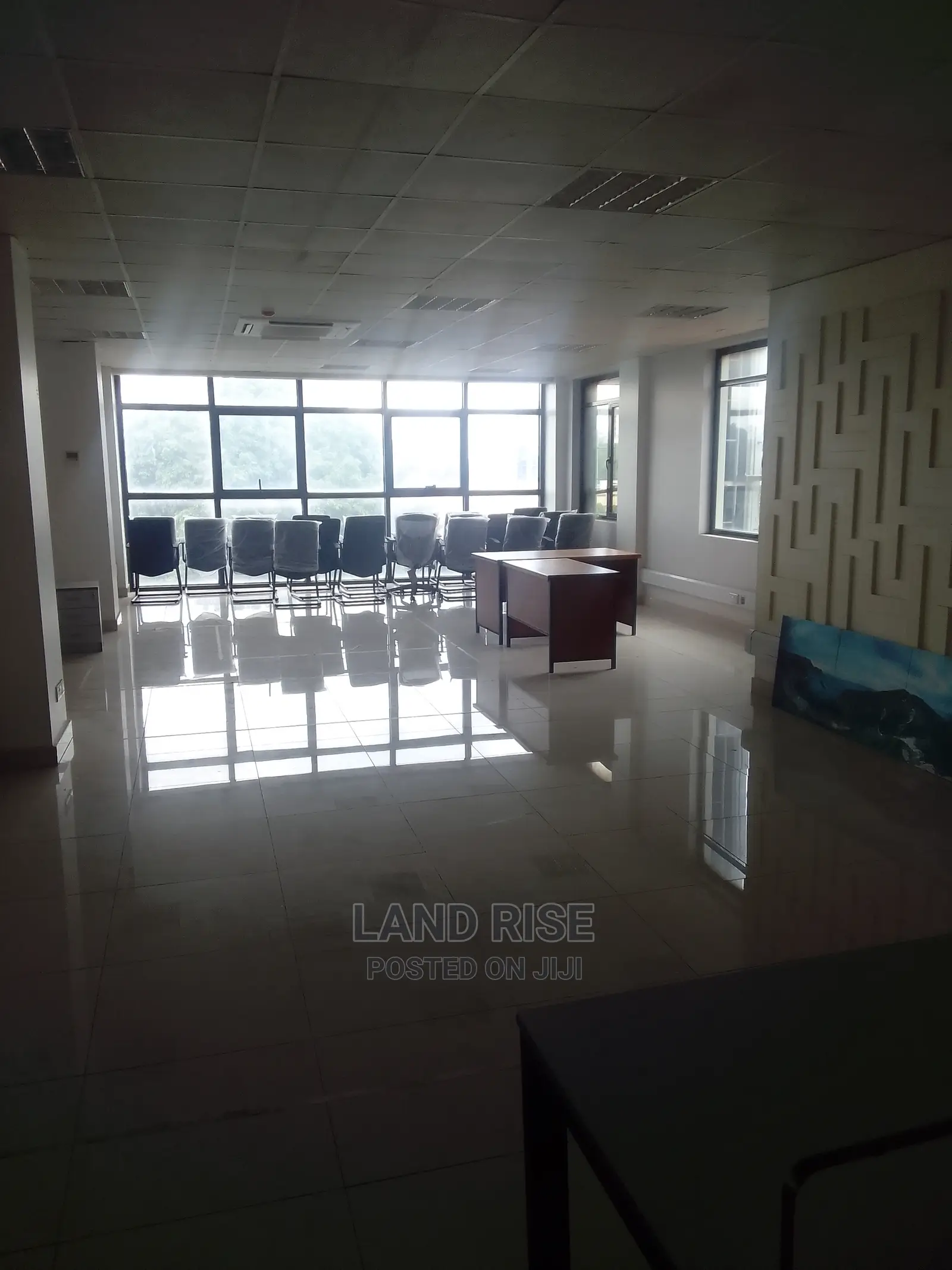 Office Space in Kariakoo Nkurumah Road in Kariakoo
