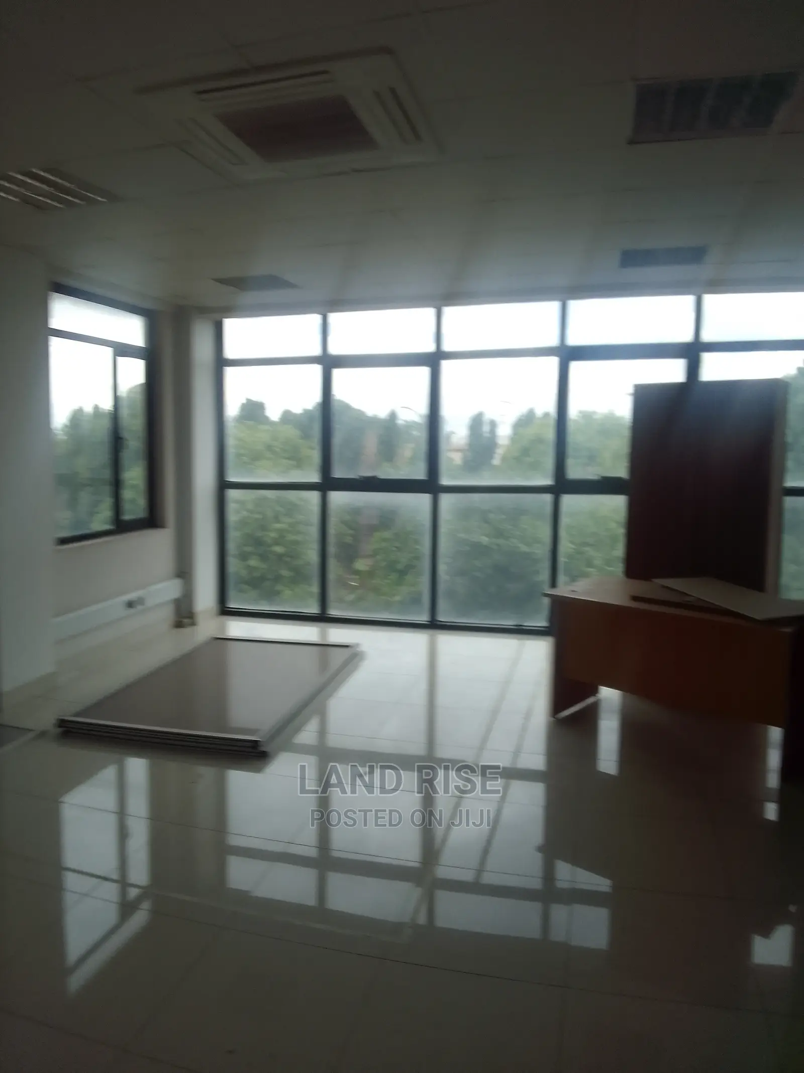 Office Space in Kariakoo Nkurumah Road in Kariakoo