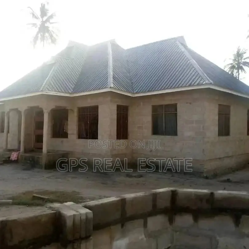 House for Sale in Kigamboni Kisiwani in Kinondoni