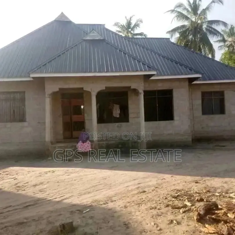 House for Sale in Kigamboni Kisiwani in Kinondoni