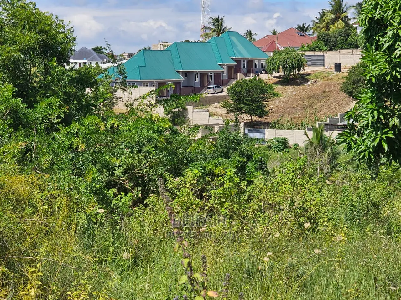 Kiwanja Kinauzwa Goba in Ilala
