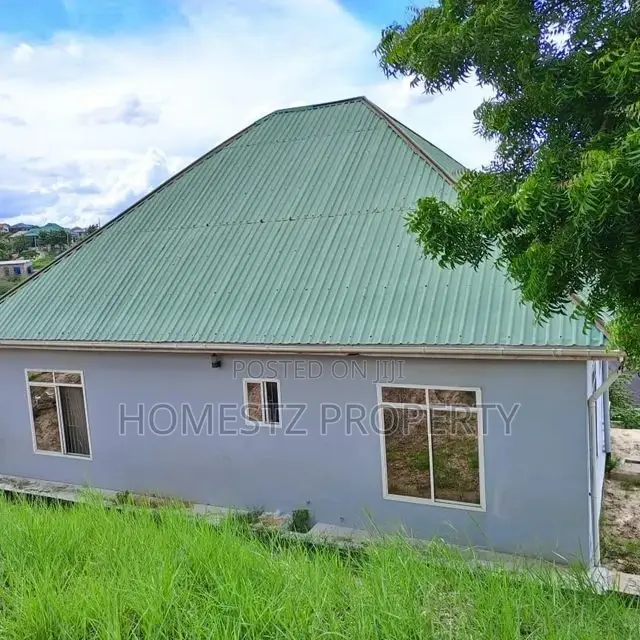 4bdrm House in Kinyerez Kifuru, Kinondoni for Sale in Kinondoni