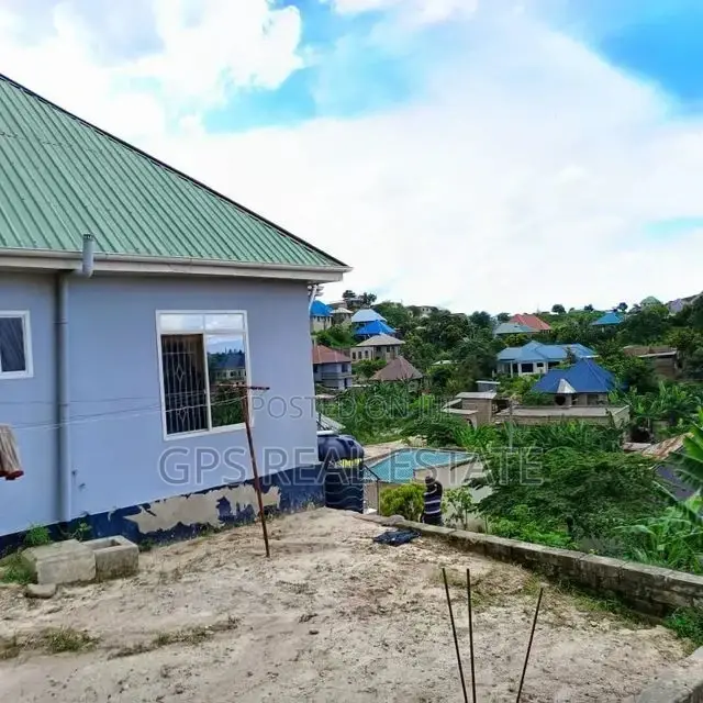4bdrm House in Kinyerez Kifuru, Kinondoni for Sale in Kinondoni