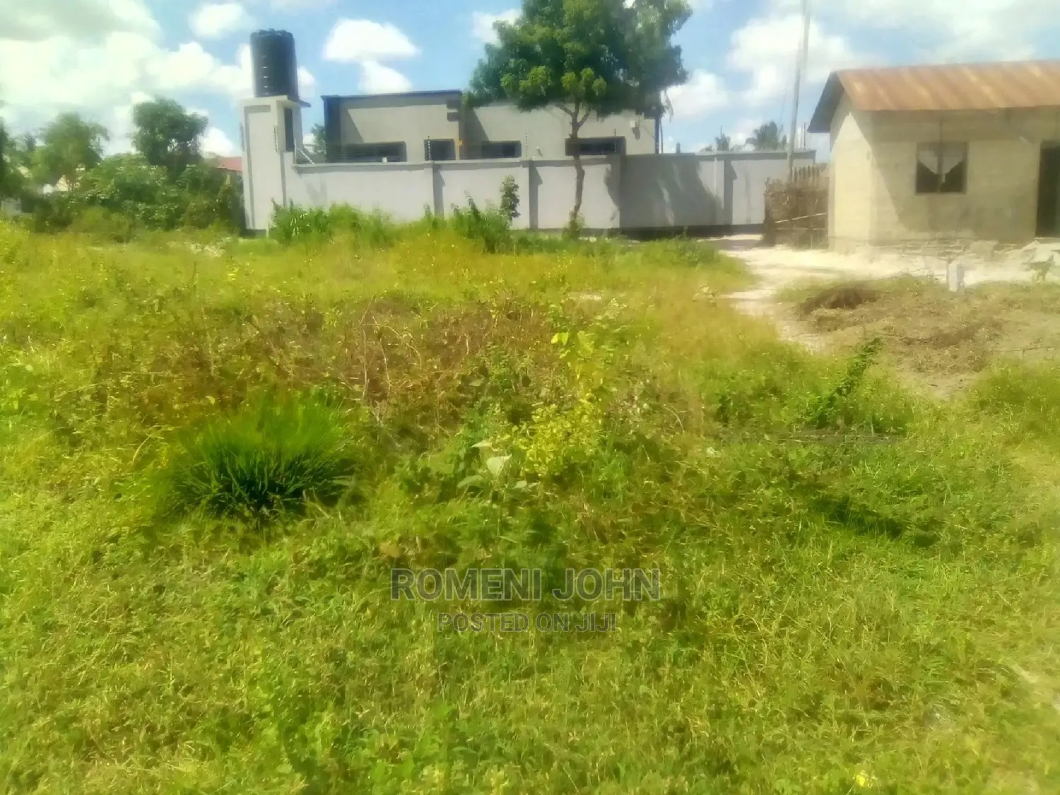 Viwanja Vinauzwa Vimepimwa Na Wizara Ya Ardhi. in Ukonga