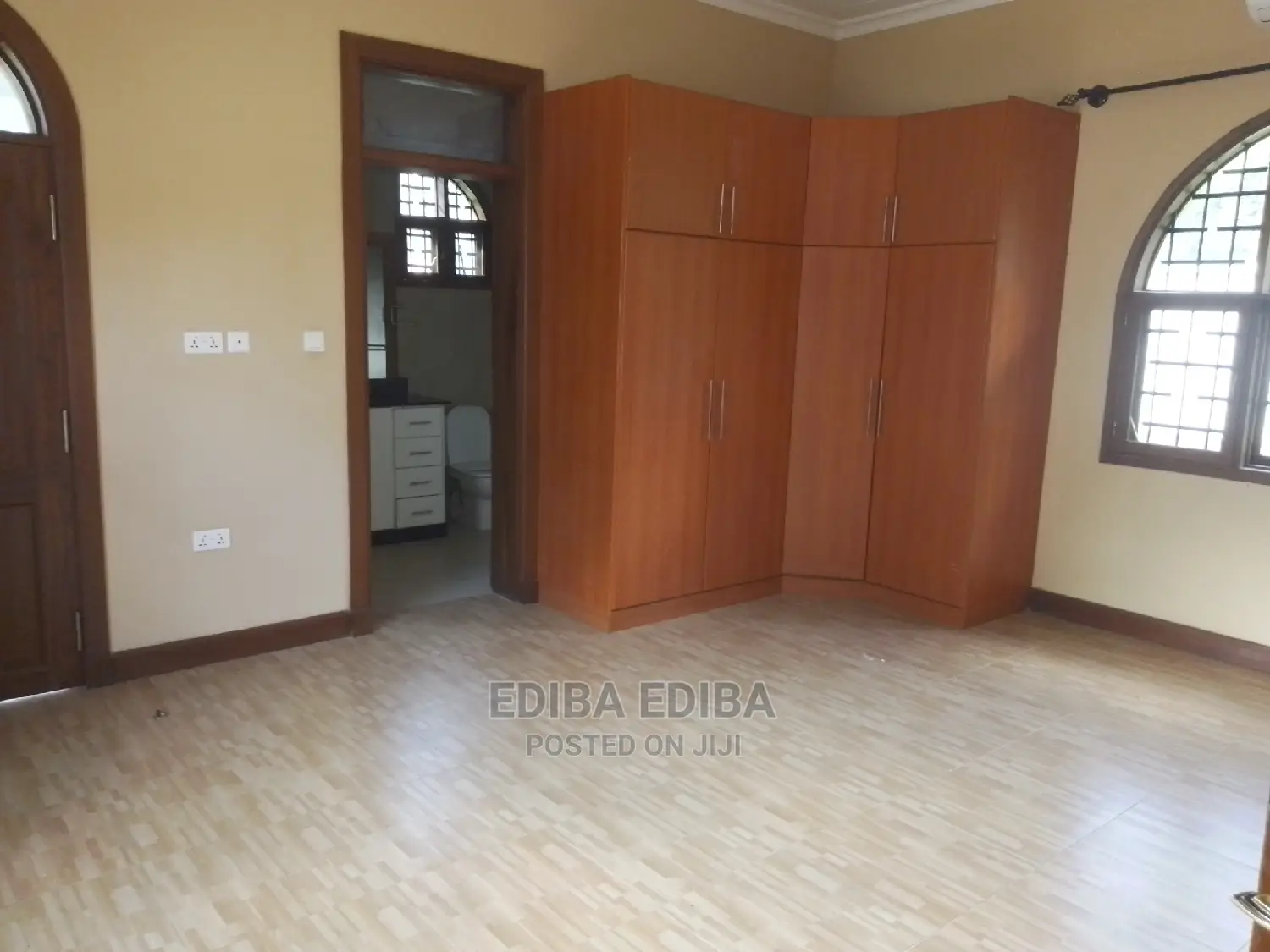 6bdrm Bungalow in Ediba Real Estate, Arusha for rent in Arusha