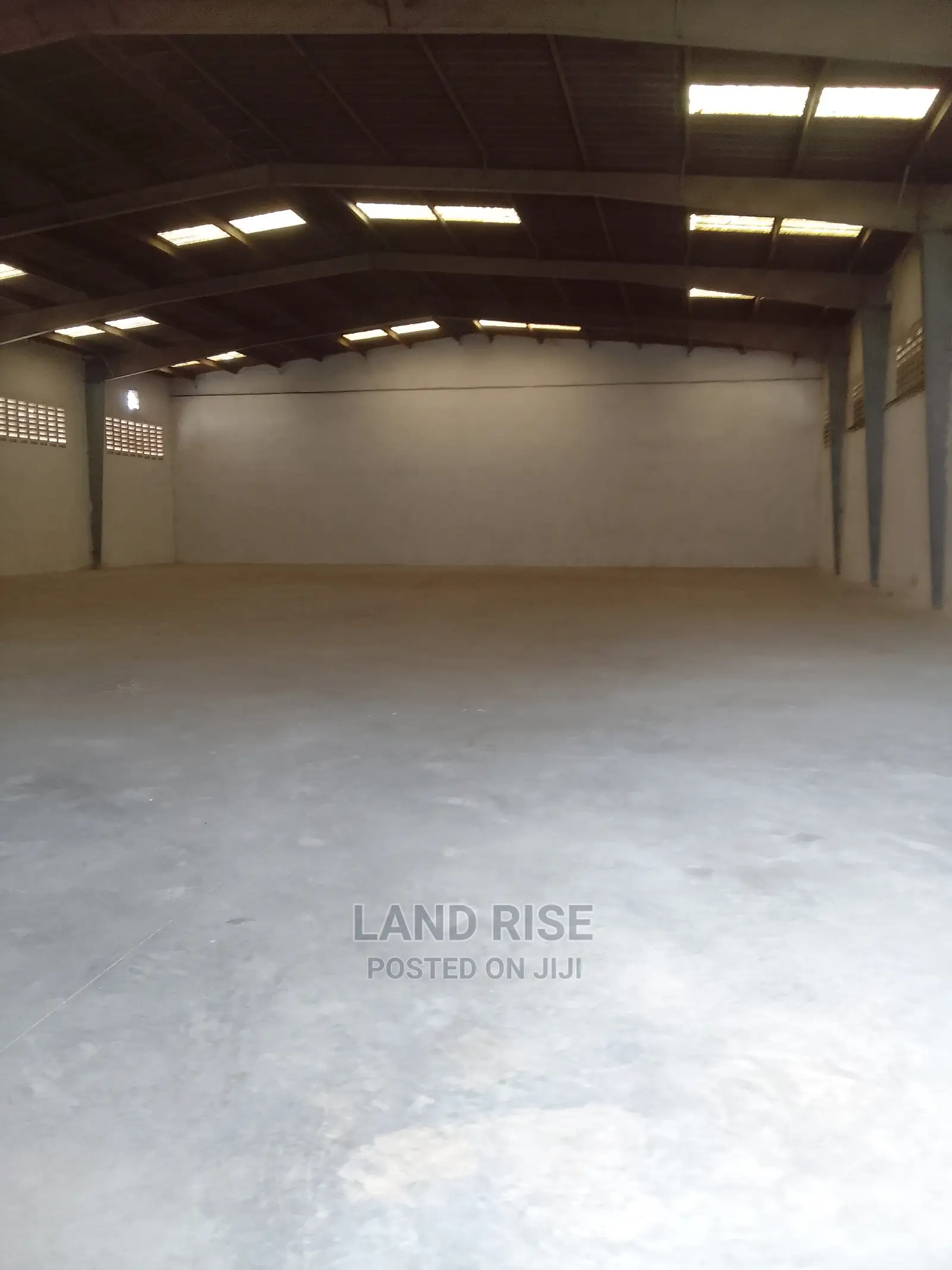 980 SQM Warehouse for Rent Nyerere Road in Vingunguti