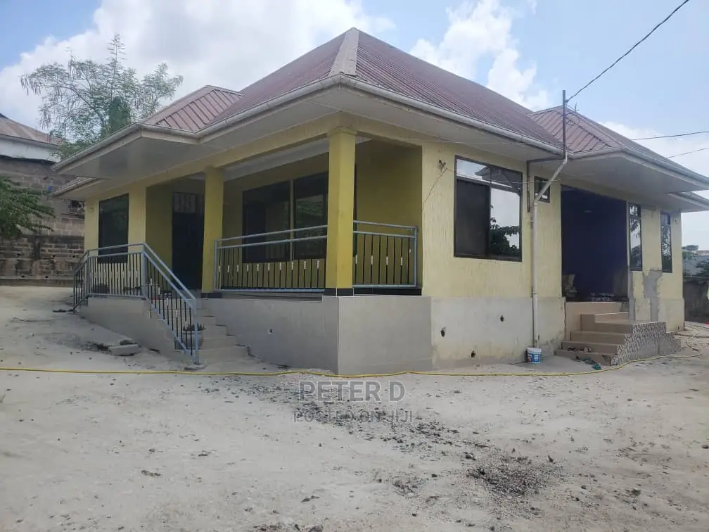 3bdrm House in Mbezi for sale in Mbezi