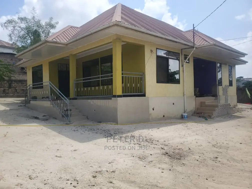 3bdrm House in Mbezi for sale in Mbezi