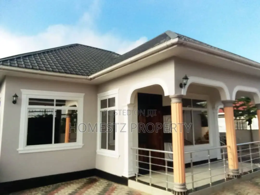 3bdrm House in Mbezi Msakuzi, Kinondoni for sale in Kinondoni