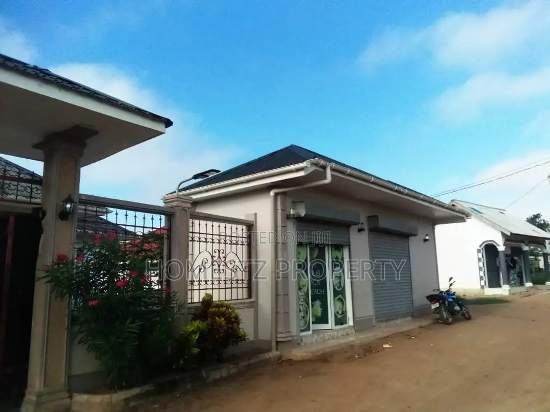 3bdrm House in Mbezi Msakuzi, Kinondoni for sale in Kinondoni