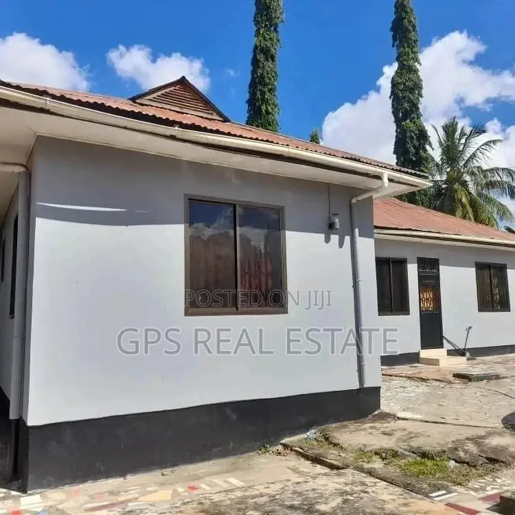 3bdrm House in Kimara Suka, Kinondoni for sale in Kinondoni