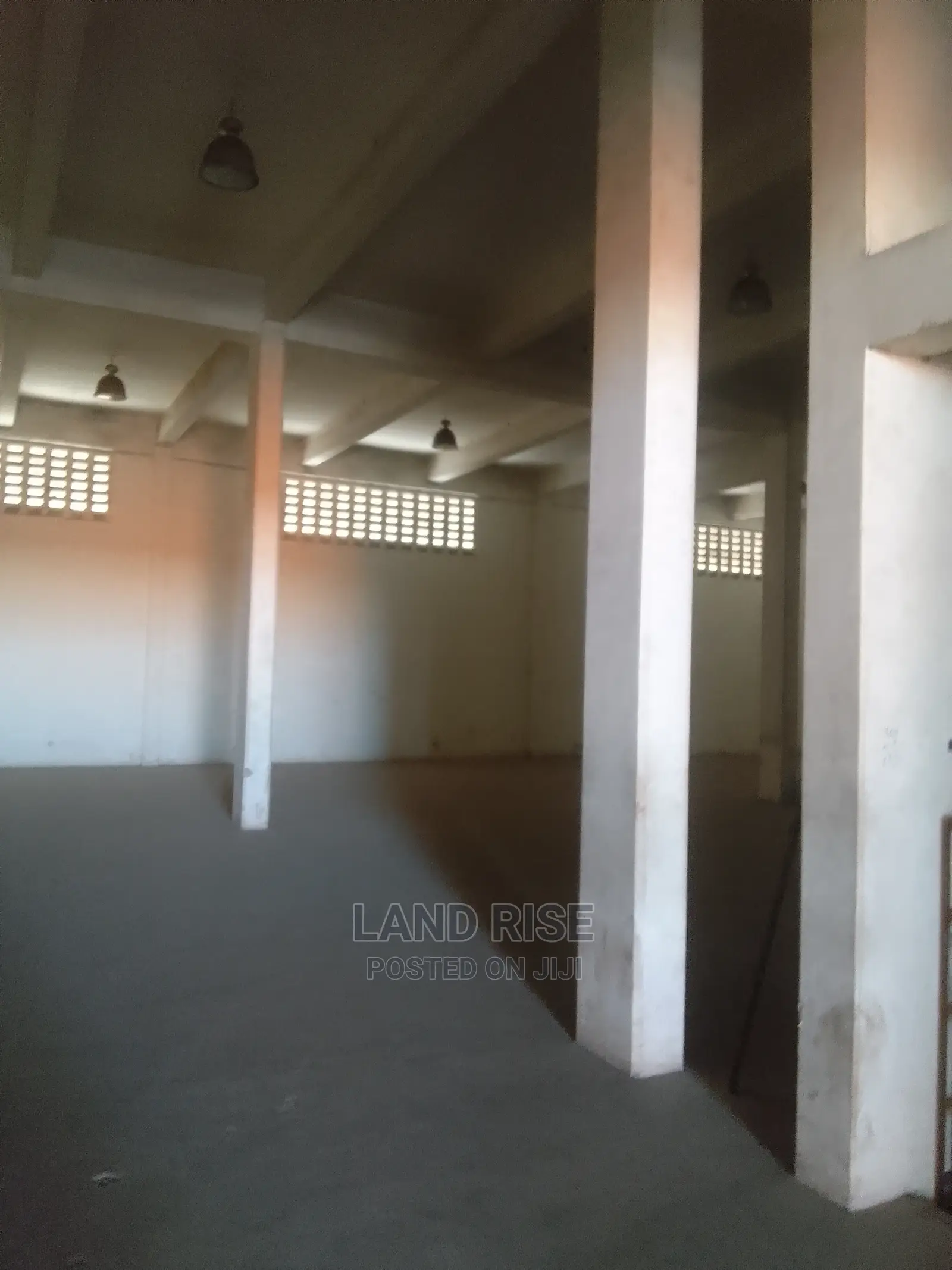 Warehouse SQM 800 in Chang'ombe