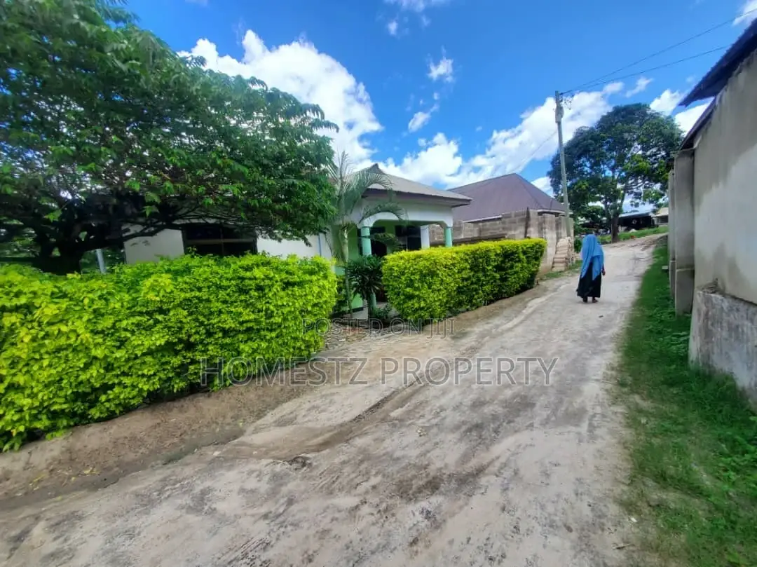 3bdrm House in Kimara Matosa, Kinondoni for sale in Kinondoni