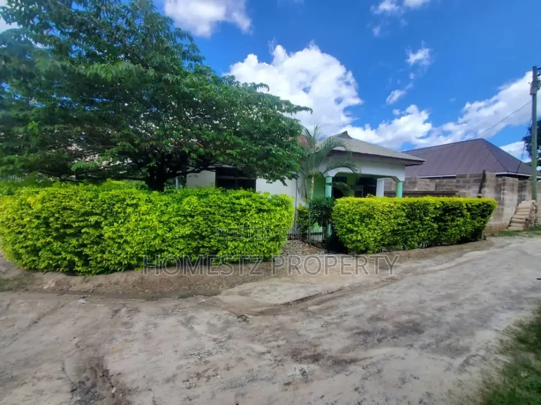 3bdrm House in Kimara Matosa, Kinondoni for sale in Kinondoni