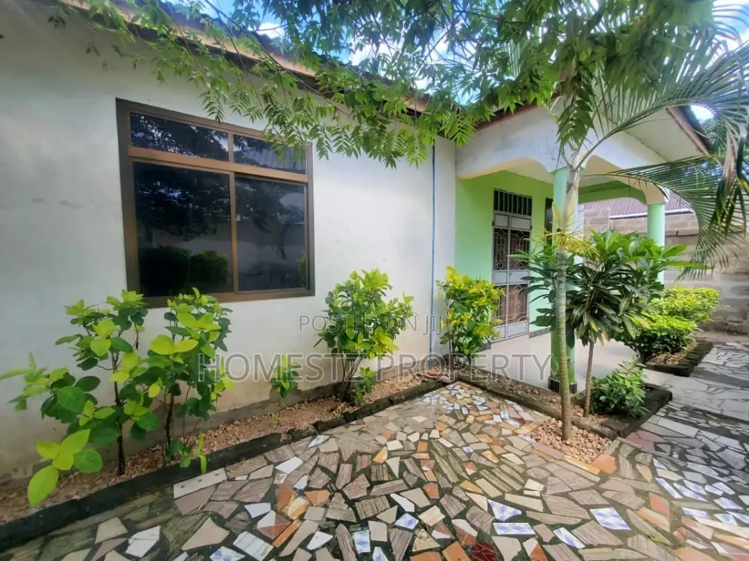 3bdrm House in Kimara Matosa, Kinondoni for sale in Kinondoni