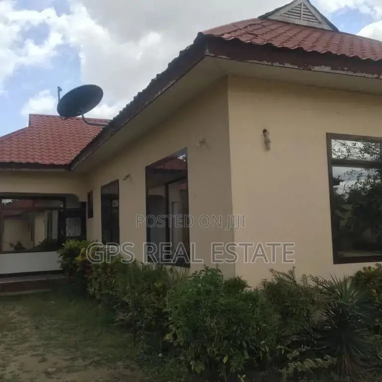 3bdrm House in Tabata Segerea, Kinondoni for sale in Kinondoni