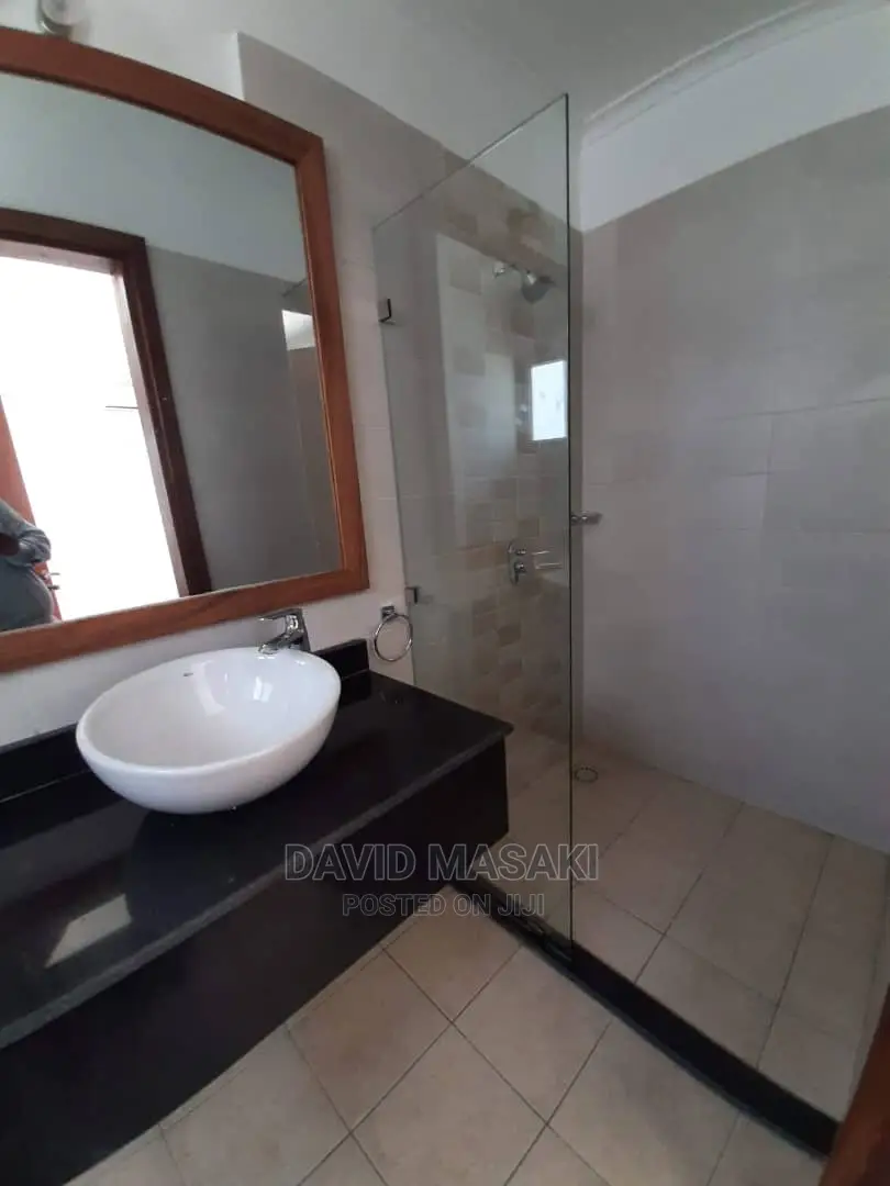 4bdrm House in Oysterbay, Msasani for rent in Msasani