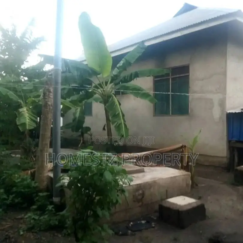 3bdrm House in Kibamba Kwa Komba, Kinondoni for sale in Kinondoni