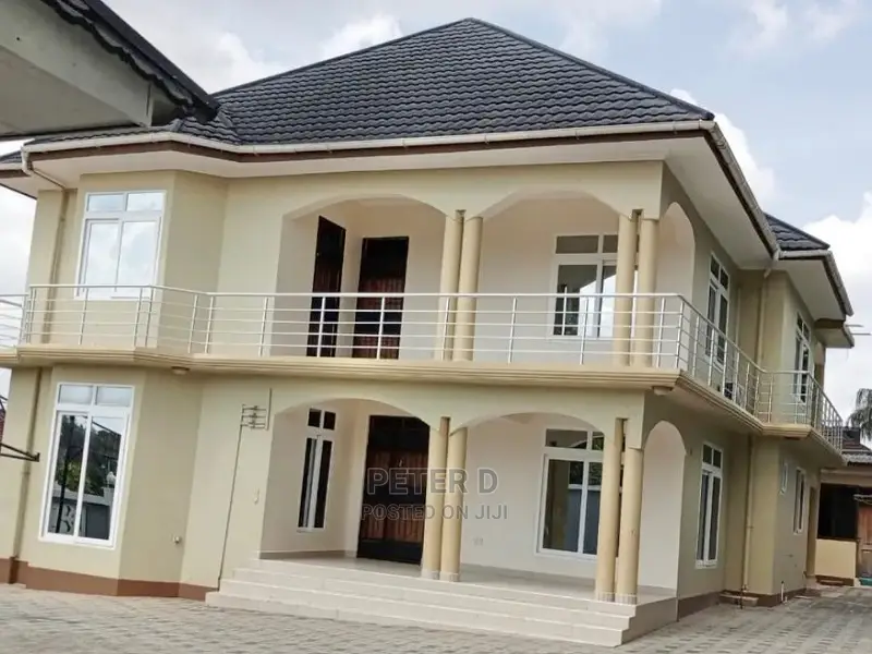 5bdrm House in Bunju for sale in Bunju