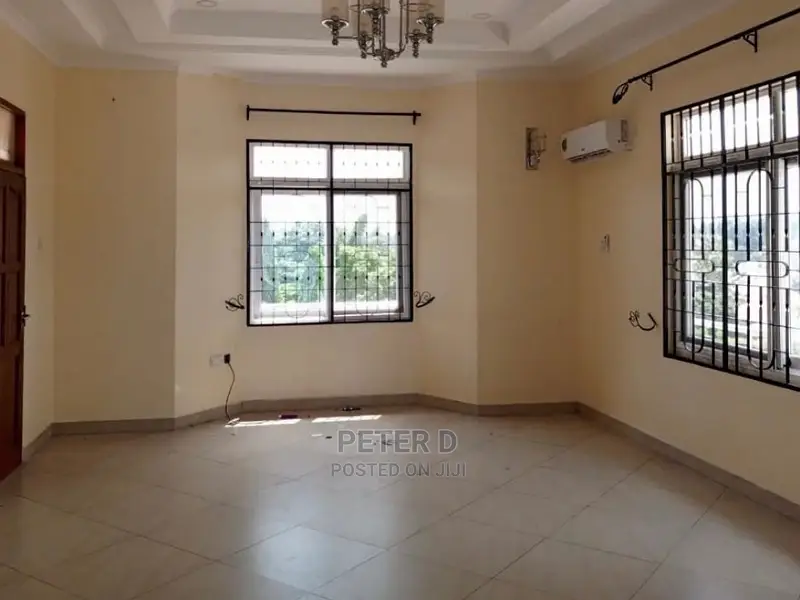 5bdrm House in Bunju for sale in Bunju