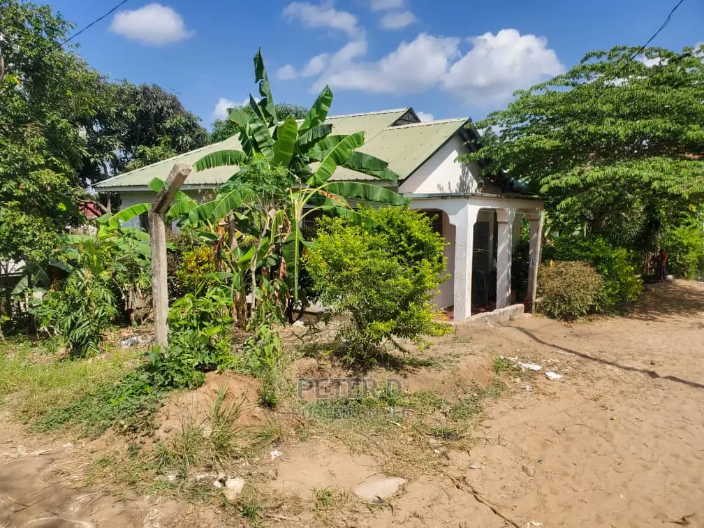 3bdrm House in Goba for sale in Goba