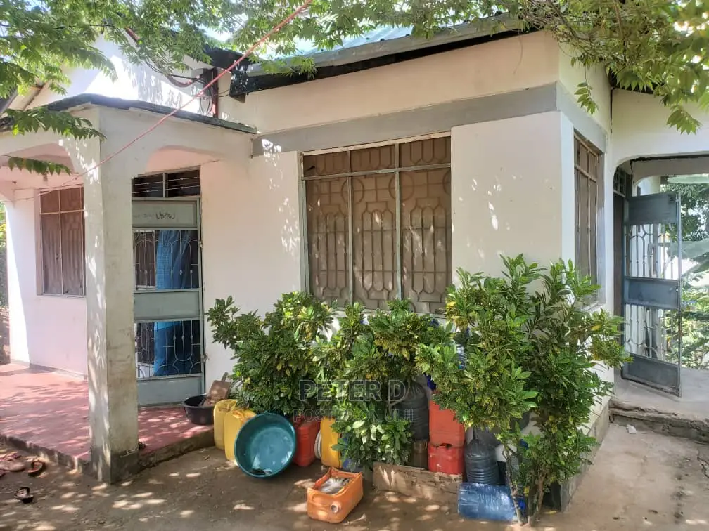 3bdrm House in Goba for sale in Goba