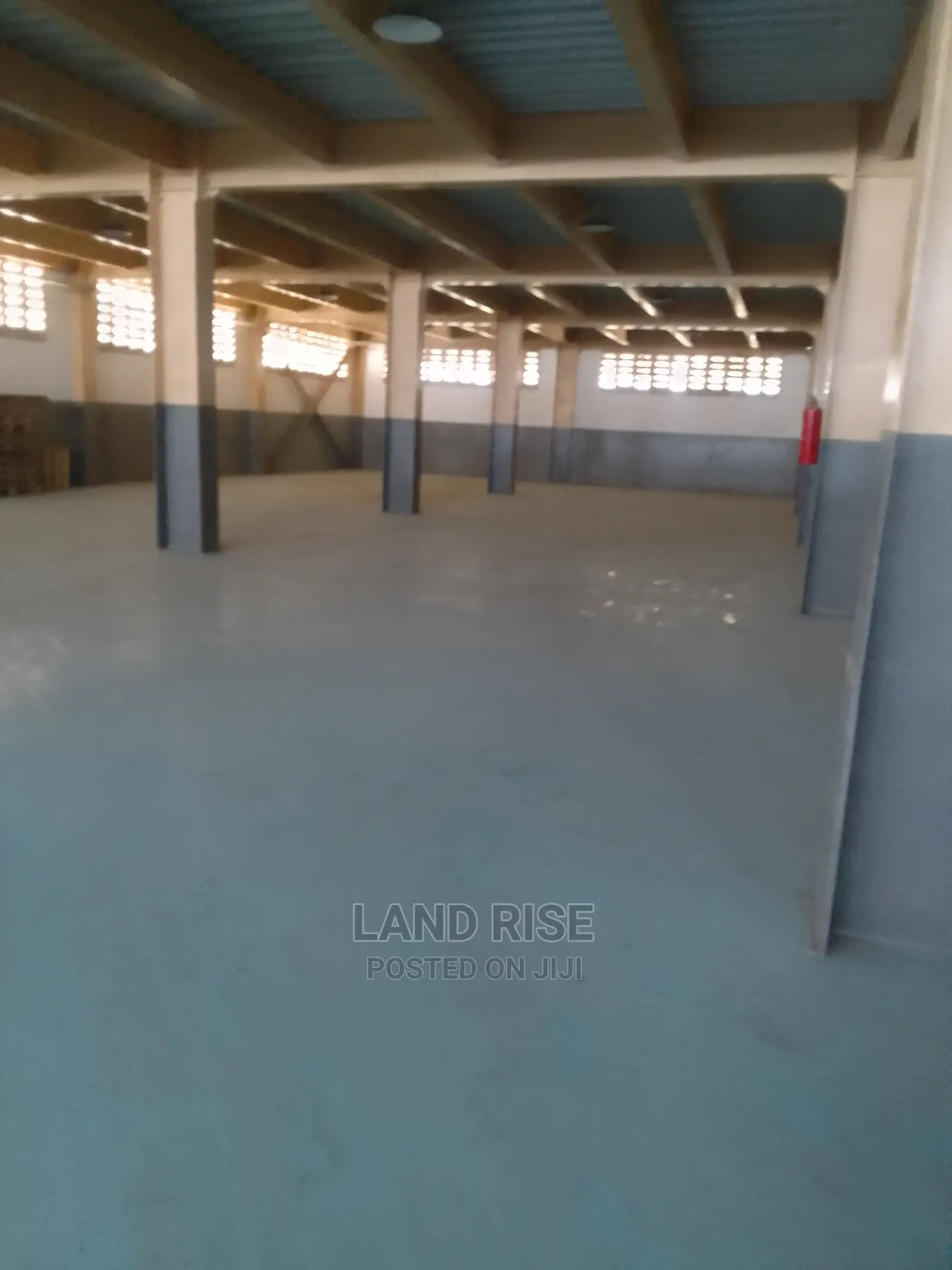 500 SQM Warehouse in Nyerere Road in Vingunguti