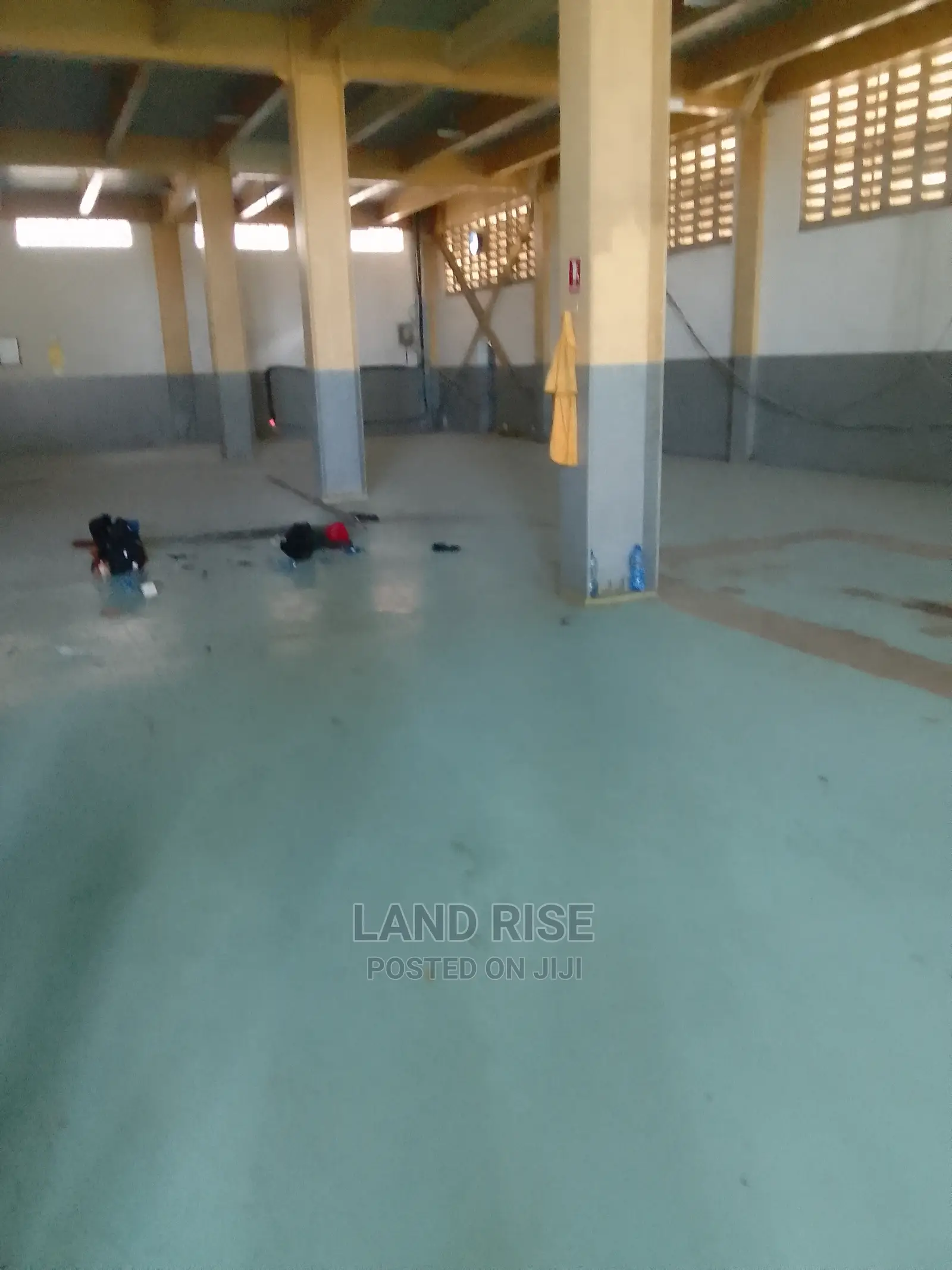 500 SQM Warehouse in Nyerere Road in Vingunguti