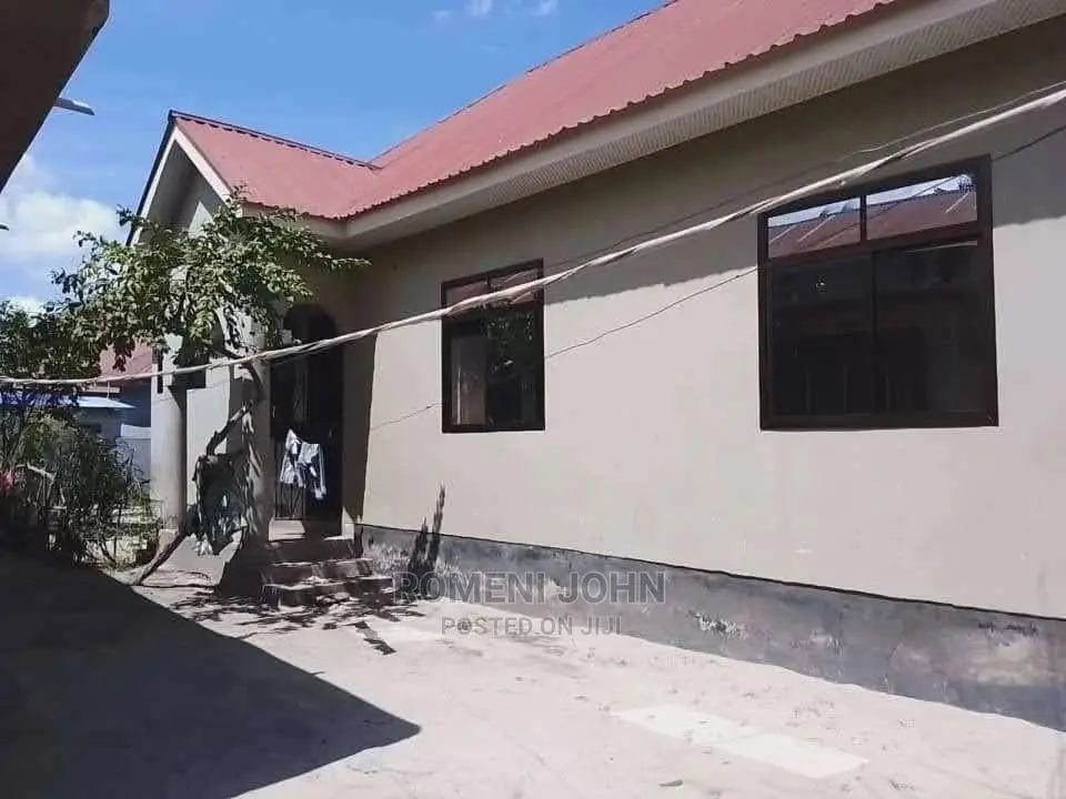 Furnished 4bdrm House in Tanzania Dsm Ukonga for sale in Ukonga