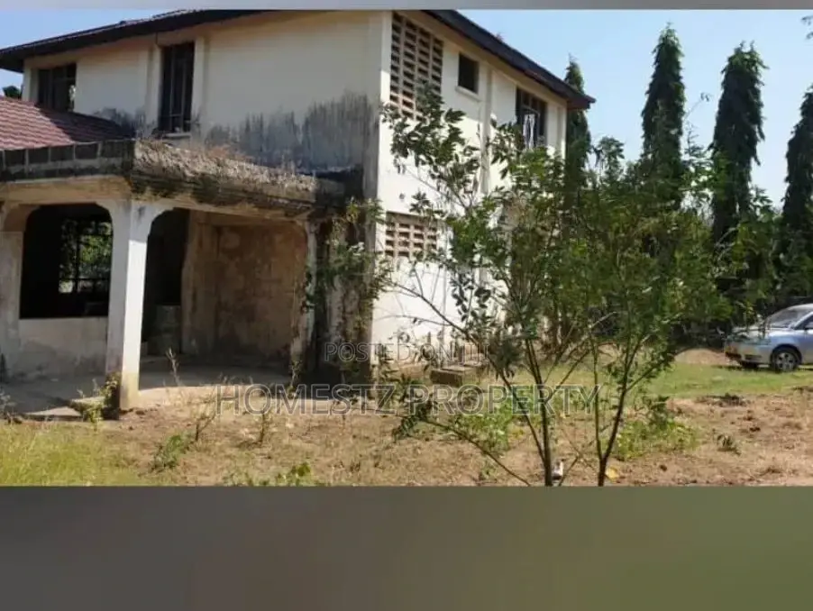 4bdrm Block of Flats in Salasala Kwa Mboma, Kinondoni for sale in Kinondoni