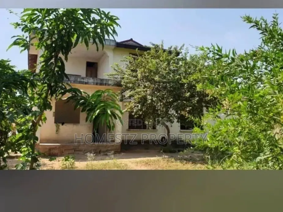 4bdrm Block of Flats in Salasala Kwa Mboma, Kinondoni for sale in Kinondoni