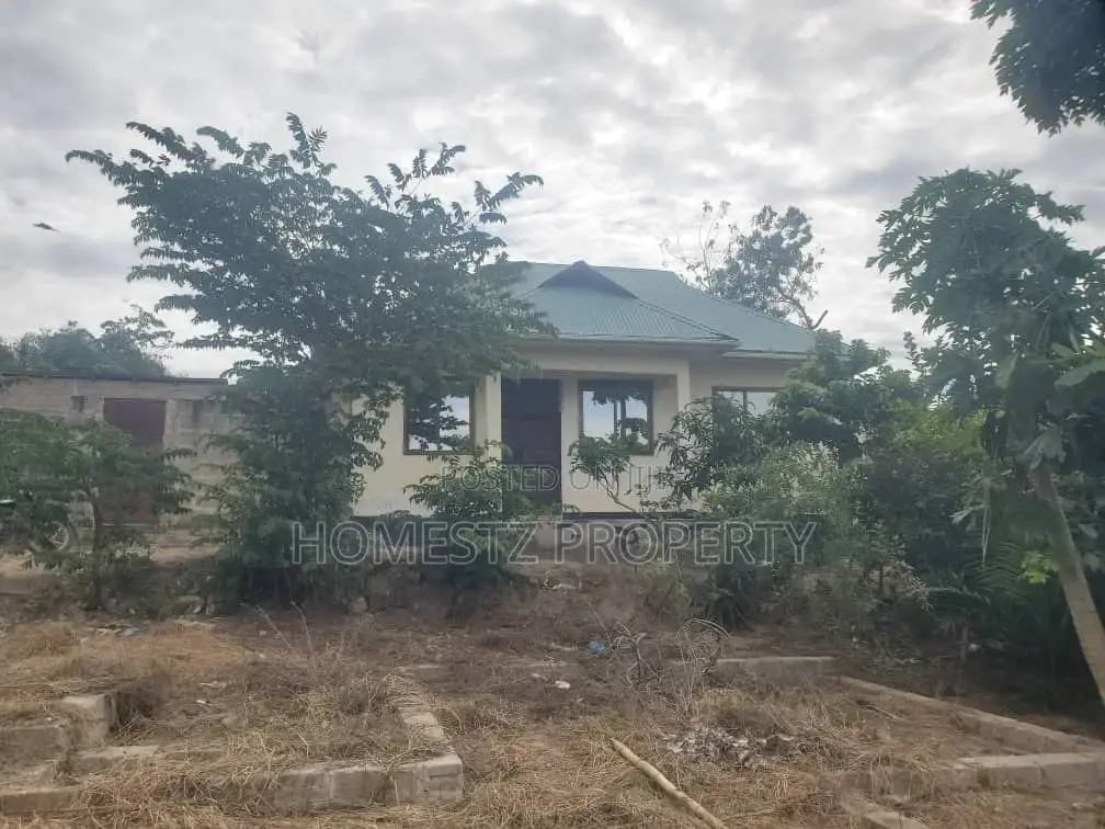 3bdrm House in Salasala, Kinondoni for sale in Kinondoni