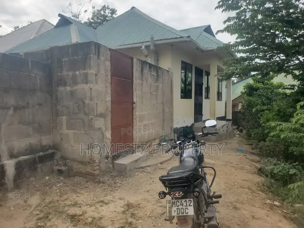 3bdrm House in Salasala, Kinondoni for sale in Kinondoni