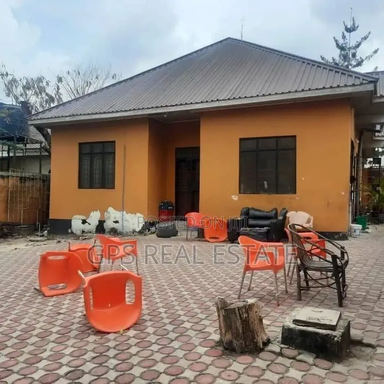 3bdrm House in Kimara Stop Over, Kinondoni for sale in Kinondoni