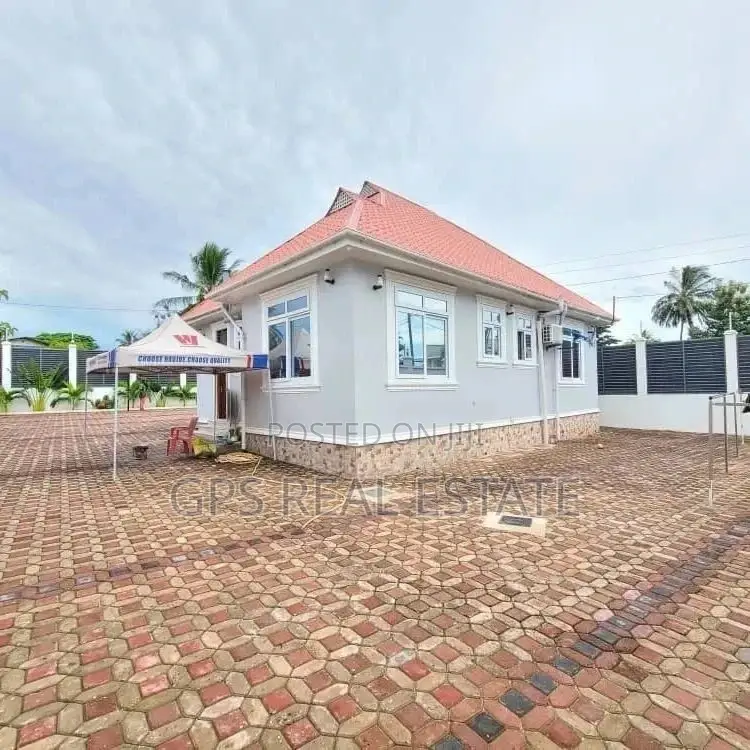 3bdrm House in Kulangwa, Kinondoni for sale in Kinondoni