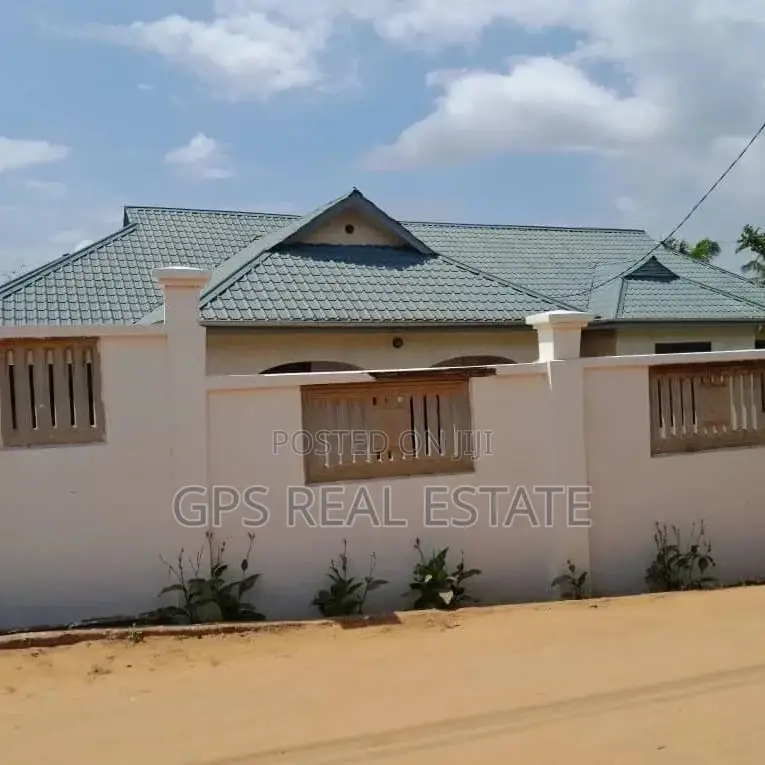 3bdrm House in Msigani, Kinondoni for sale in Kinondoni