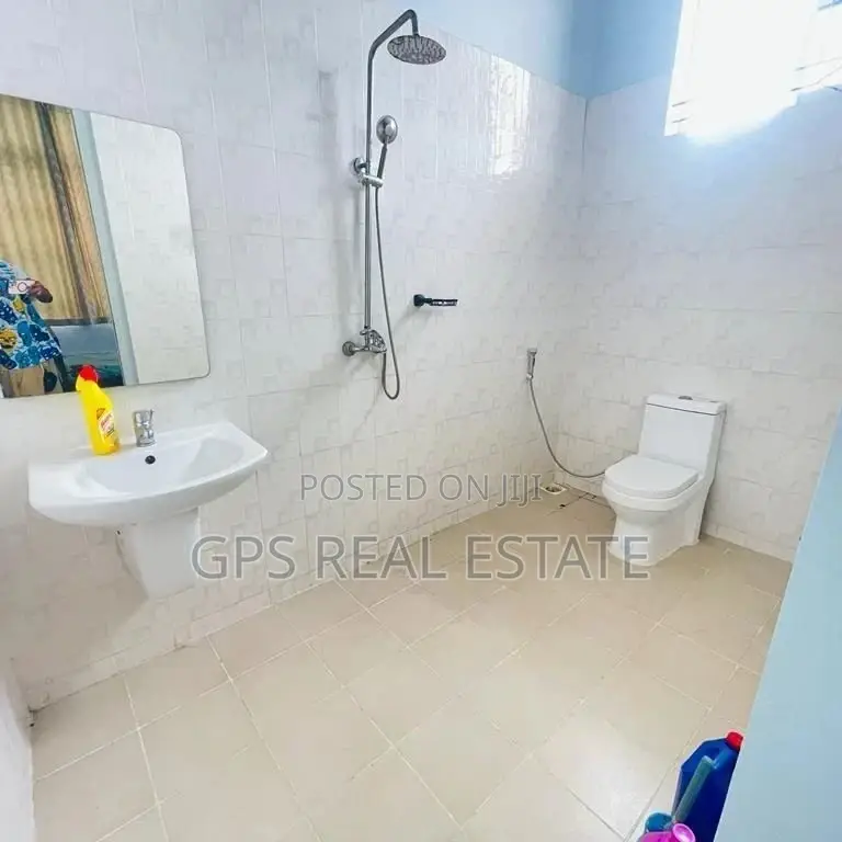 House for Rent in Kinondoni