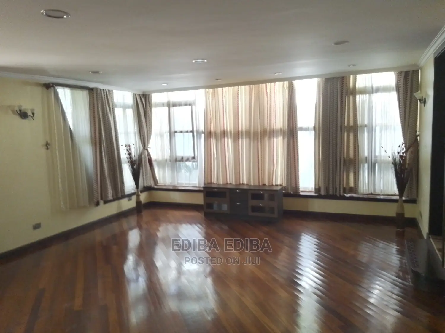 4bdrm Bungalow in Ediba Real Estate, Arusha for rent in Arusha