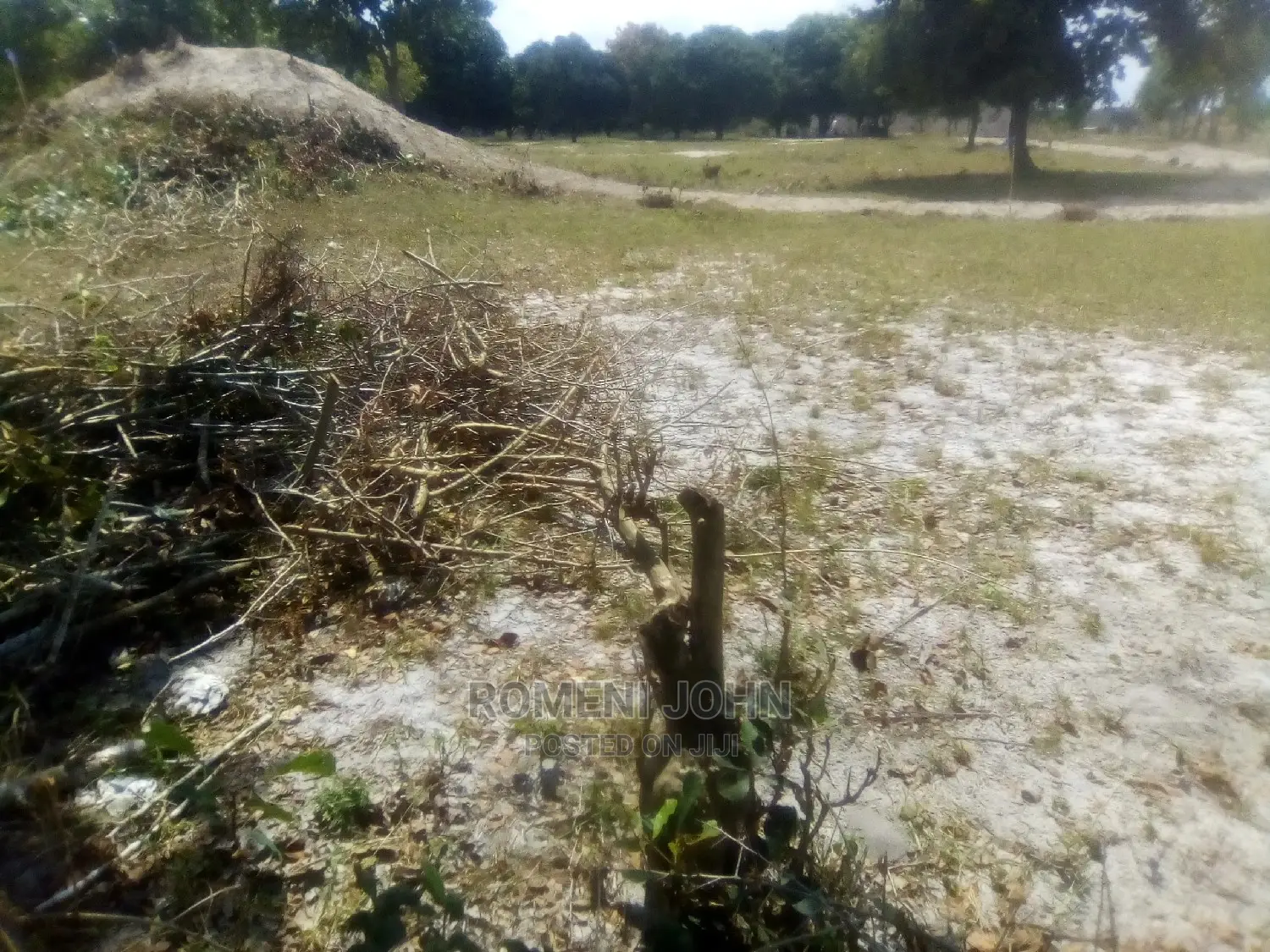 Eneo La Makazi Linauzwa Milioni 2.5 Ukonga Bombambili. in Ukonga