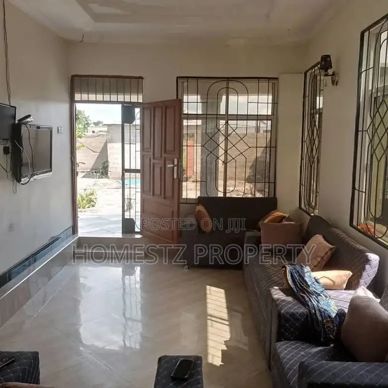 3bdrm House in Mbweni Kiemebeni, Kinondoni for sale in Kinondoni
