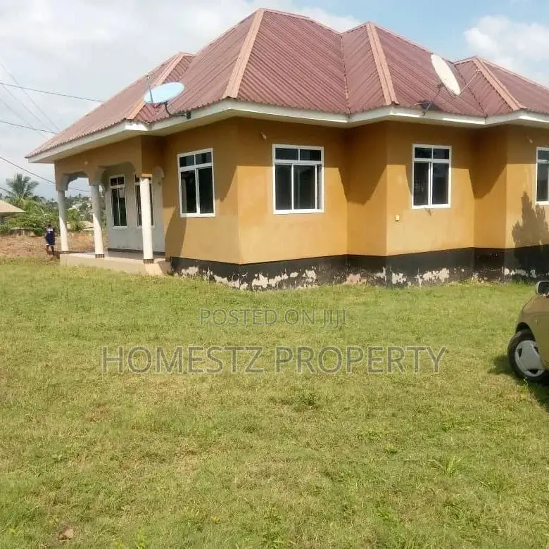 4bdrm House in Mbezi Msumi, Kinondoni for sale in Kinondoni