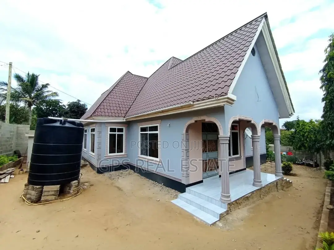 3bdrm House in Mbezi Msakuzi, Kinondoni for sale in Kinondoni